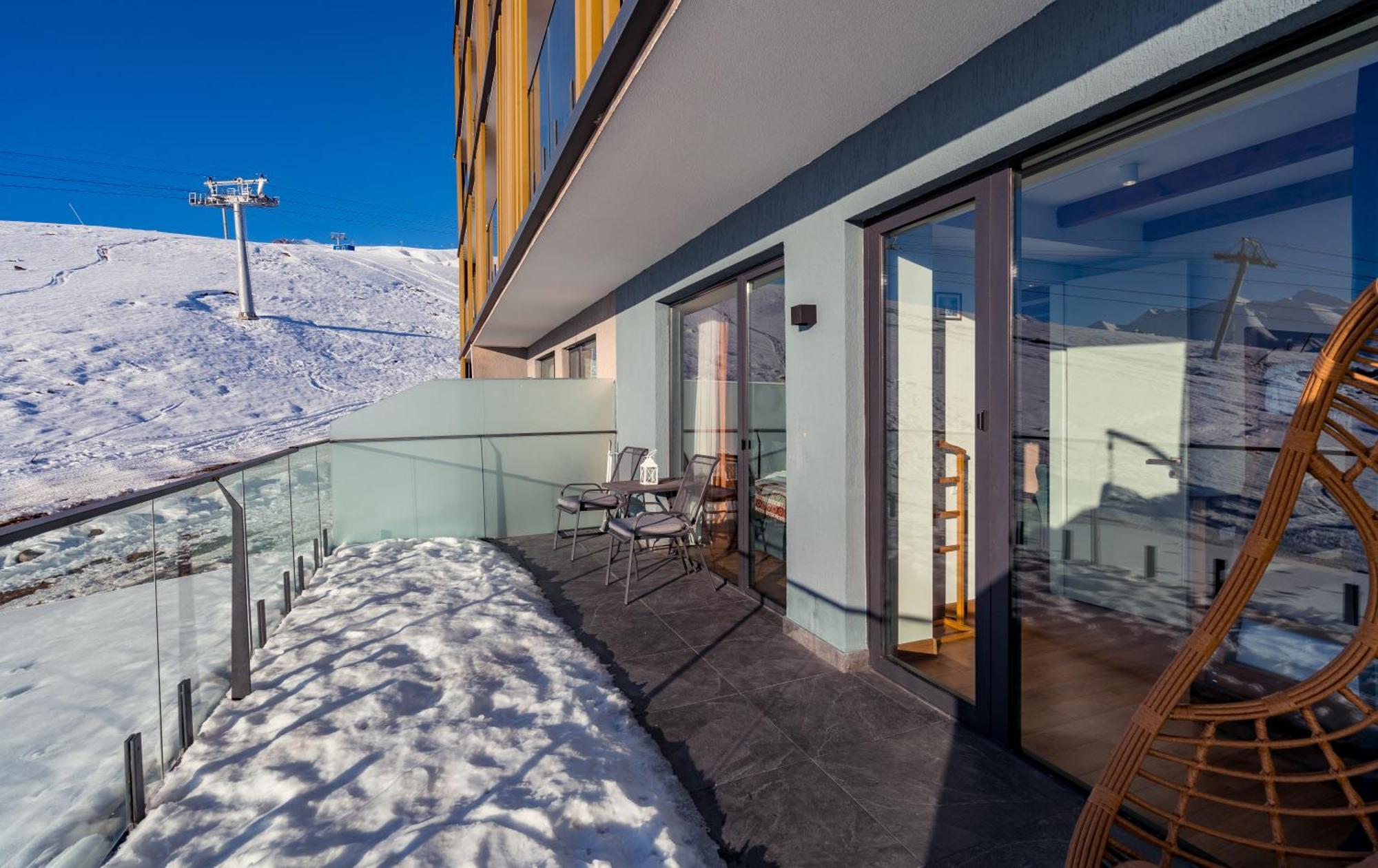Atrium New Gudauri Apartment Exterior photo
